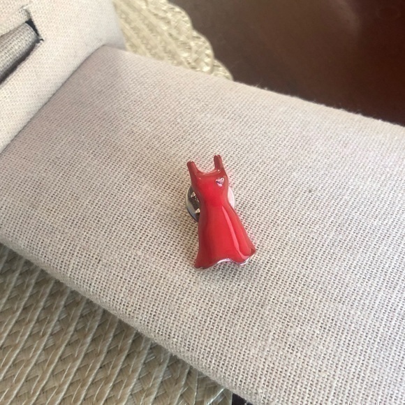 Vintage Jewelry - Vintage Dress PIn